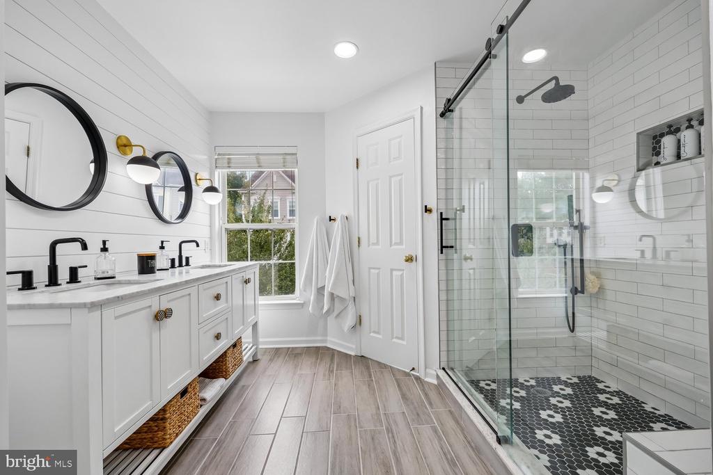 638 GATESTONE STREET