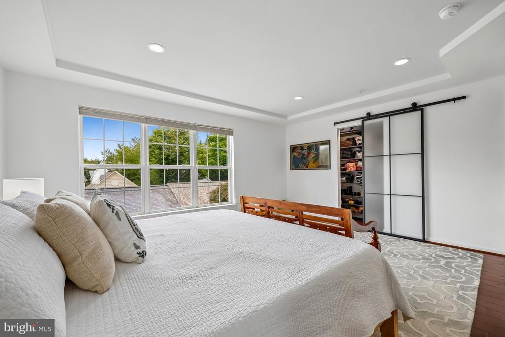 638 GATESTONE STREET