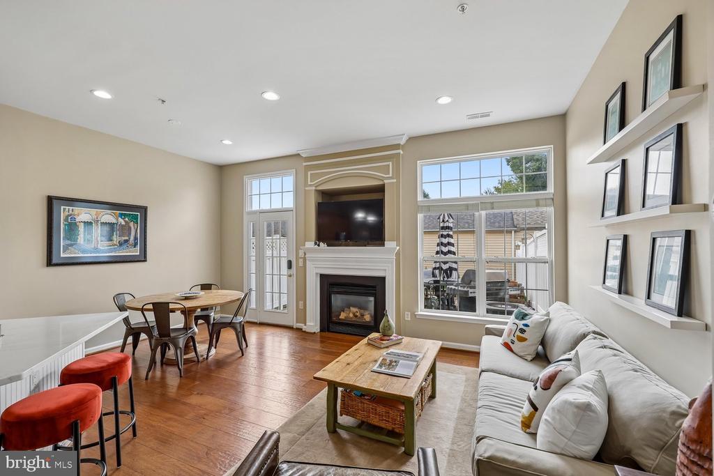 638 GATESTONE STREET