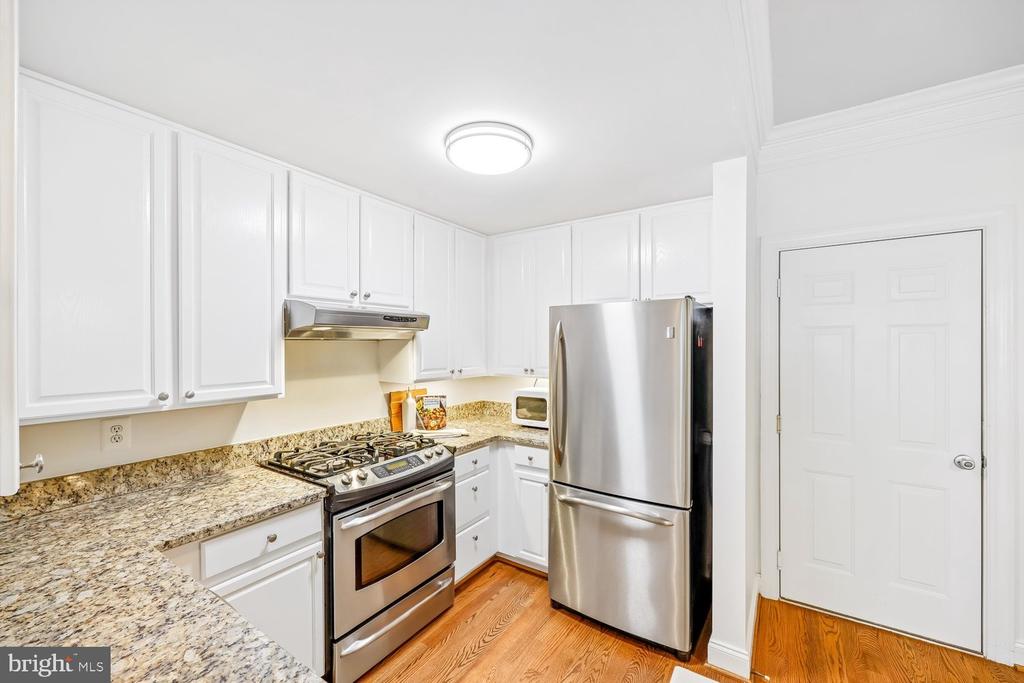 164 CHEVY CHASE STREET Unit: 164