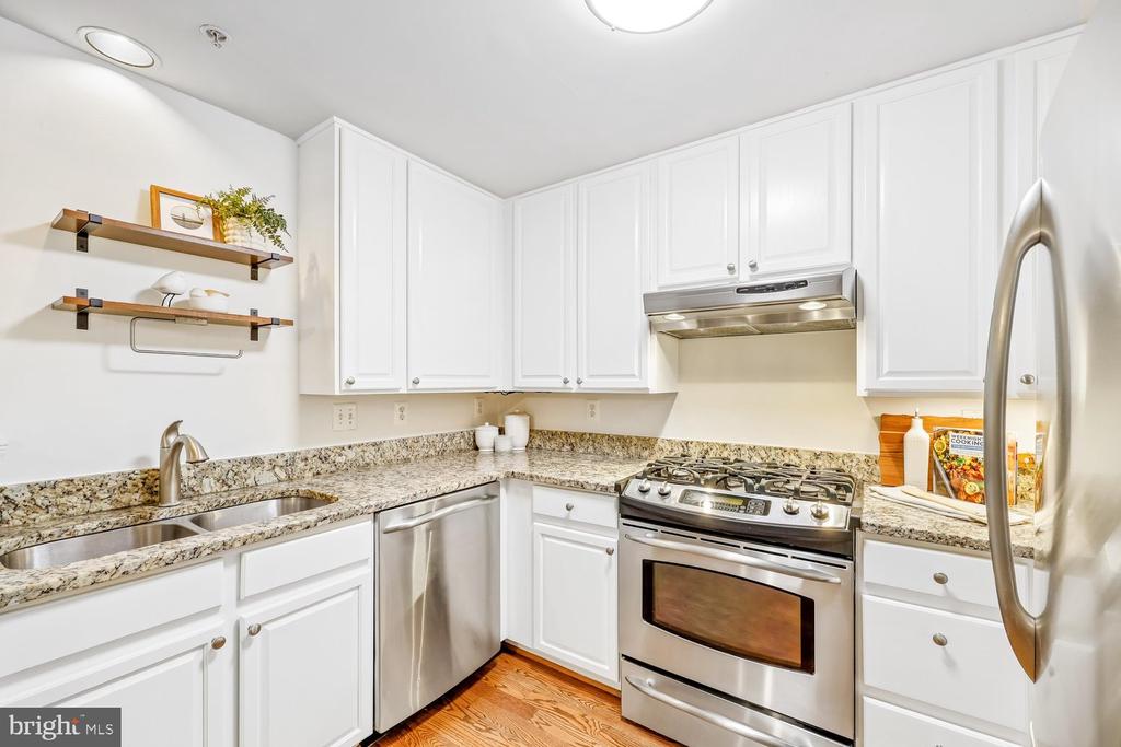 164 CHEVY CHASE STREET Unit: 164