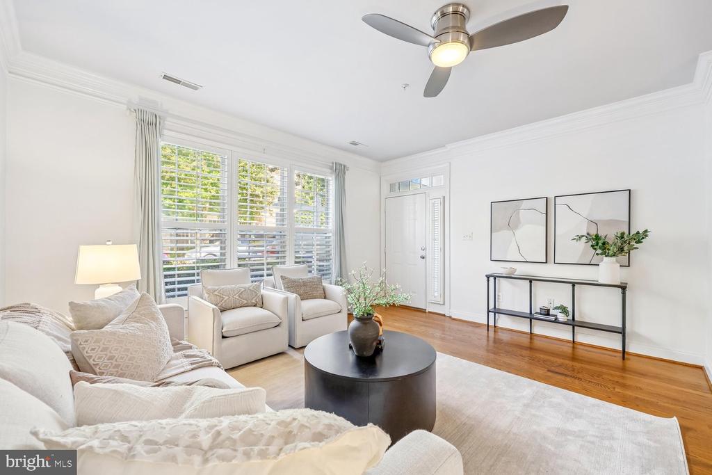 164 CHEVY CHASE STREET Unit: 164