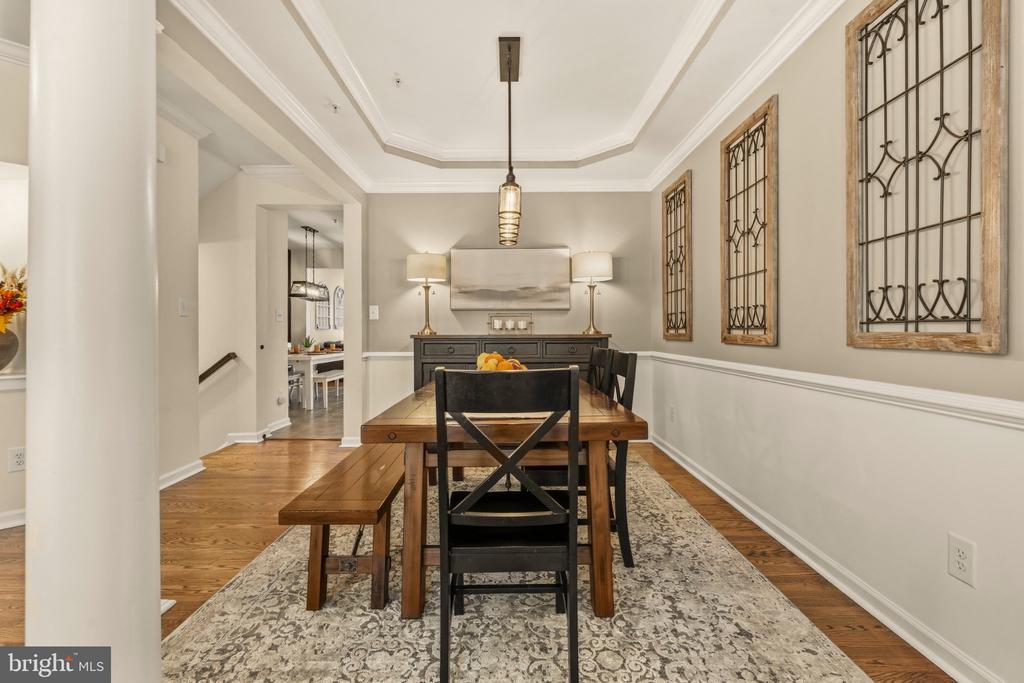 542 MARKET STREET E