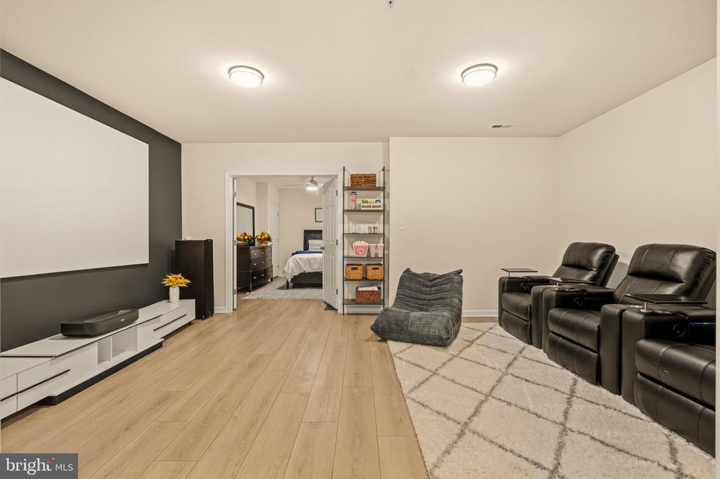 542 MARKET STREET E
