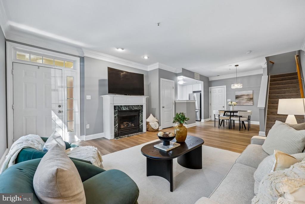 104 BUCKSFIELD ROAD Unit: 104