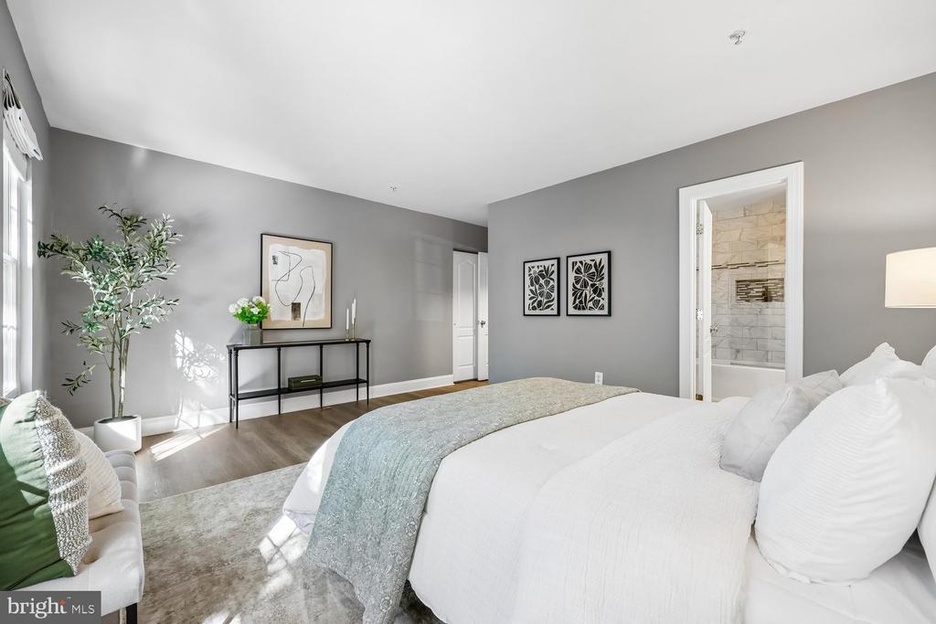 104 BUCKSFIELD ROAD Unit: 104