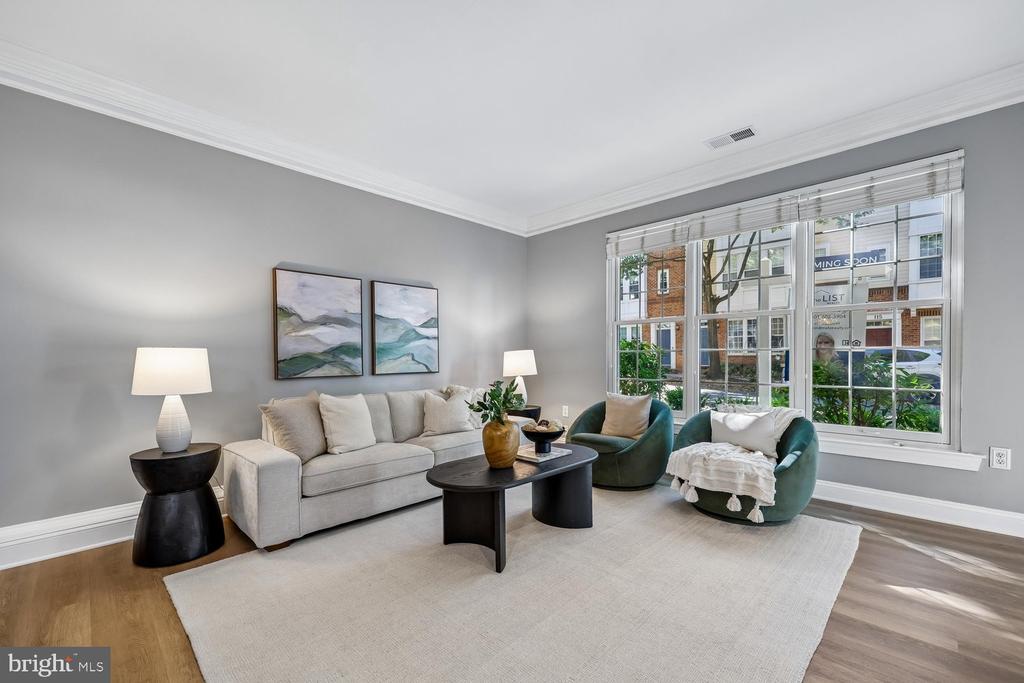 104 BUCKSFIELD ROAD Unit: 104