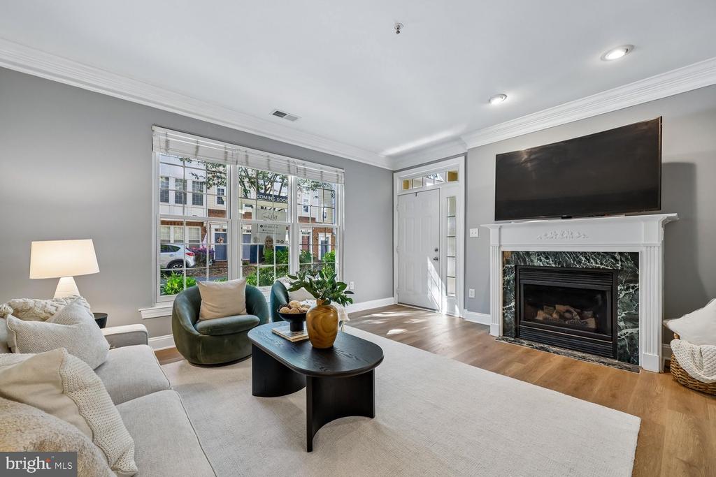 104 BUCKSFIELD ROAD Unit: 104