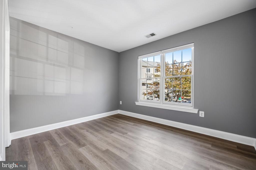 104 BUCKSFIELD ROAD Unit: 104