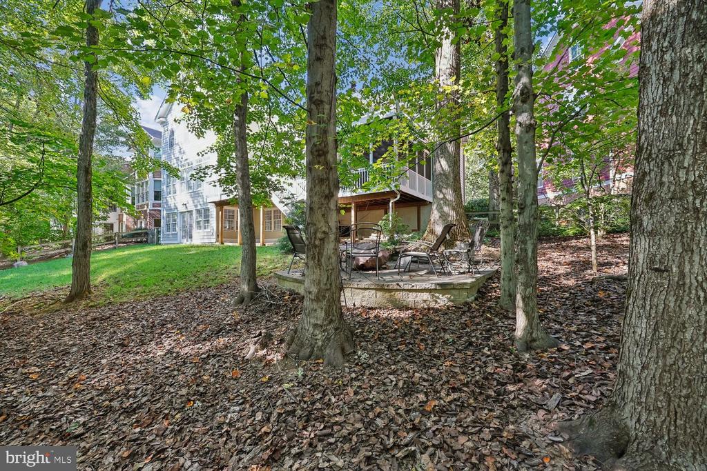 132 TREEHAVEN STREET
