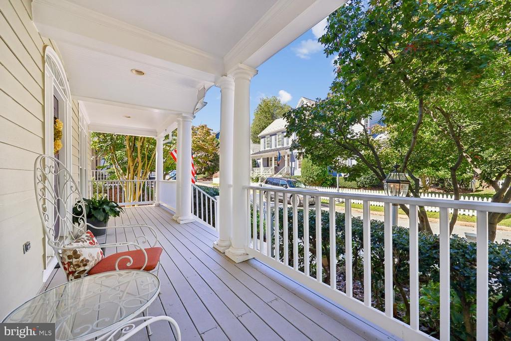 132 TREEHAVEN STREET