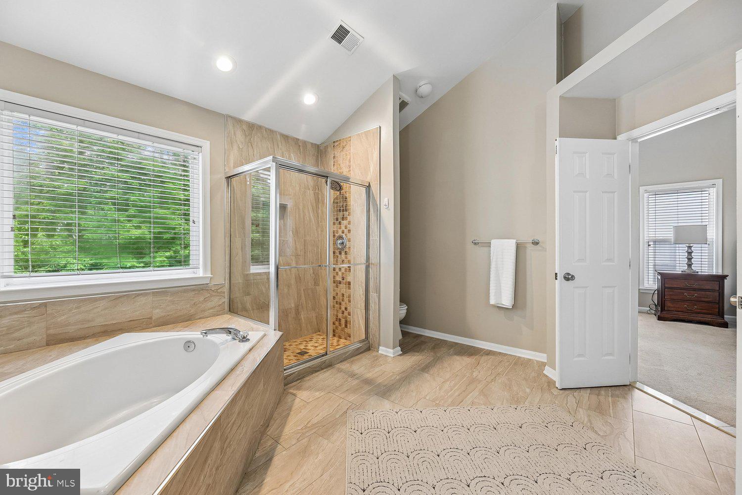 12106 QUICK FOX LANE