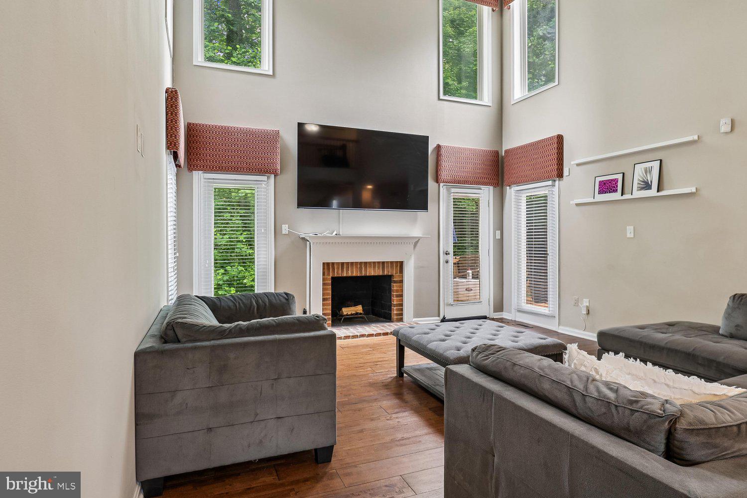 12106 QUICK FOX LANE