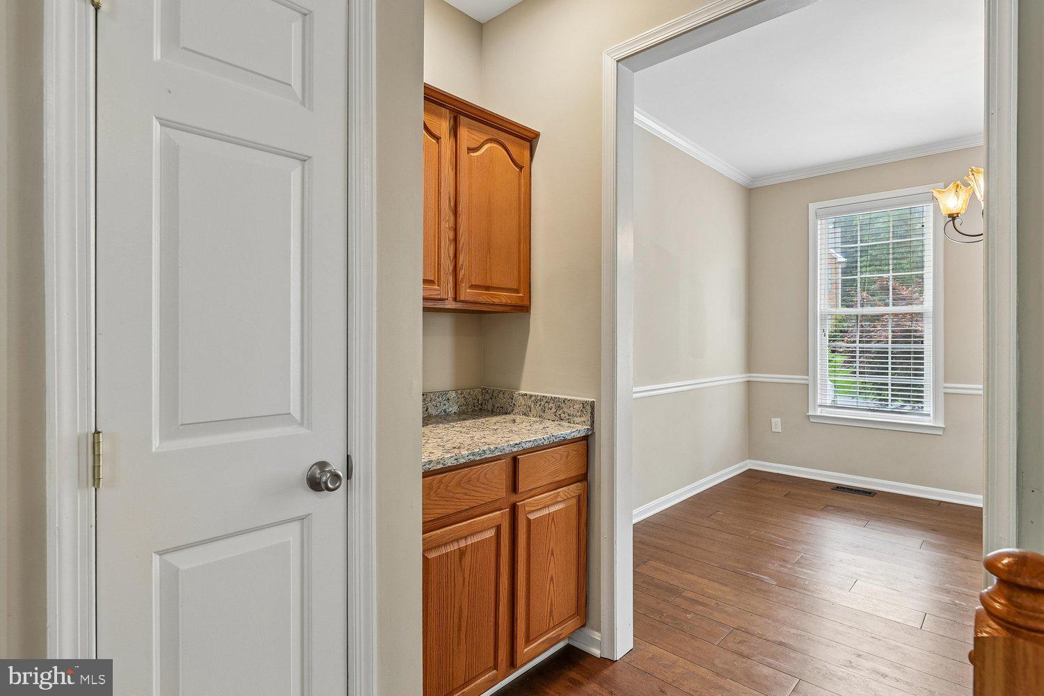 12106 QUICK FOX LANE