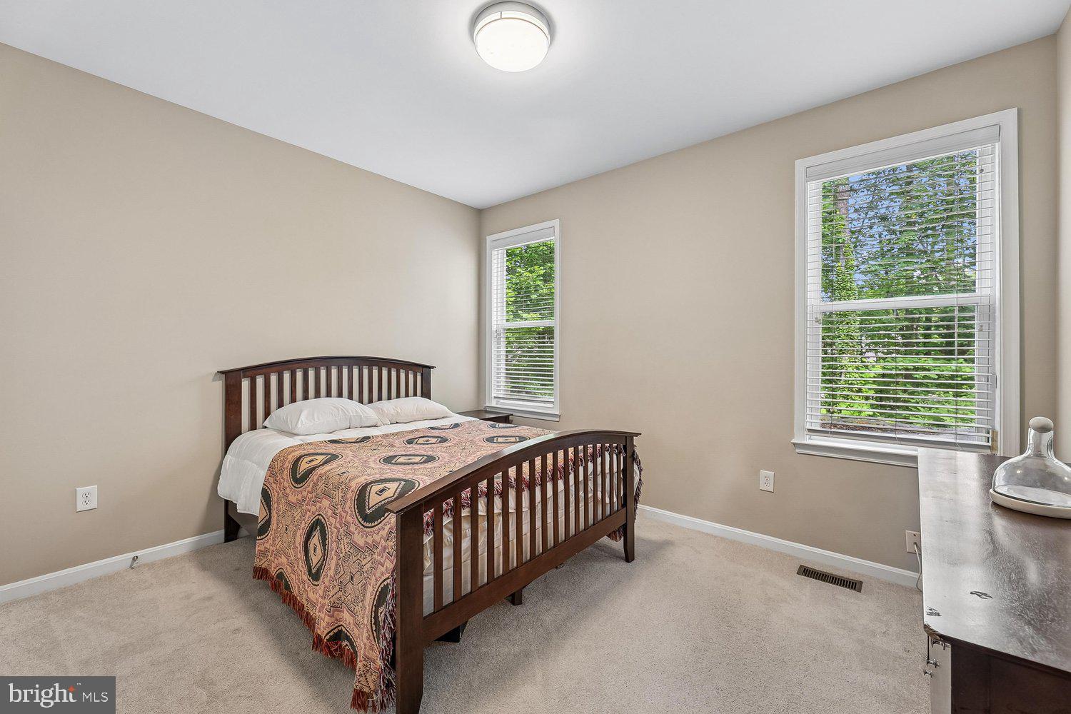 12106 QUICK FOX LANE