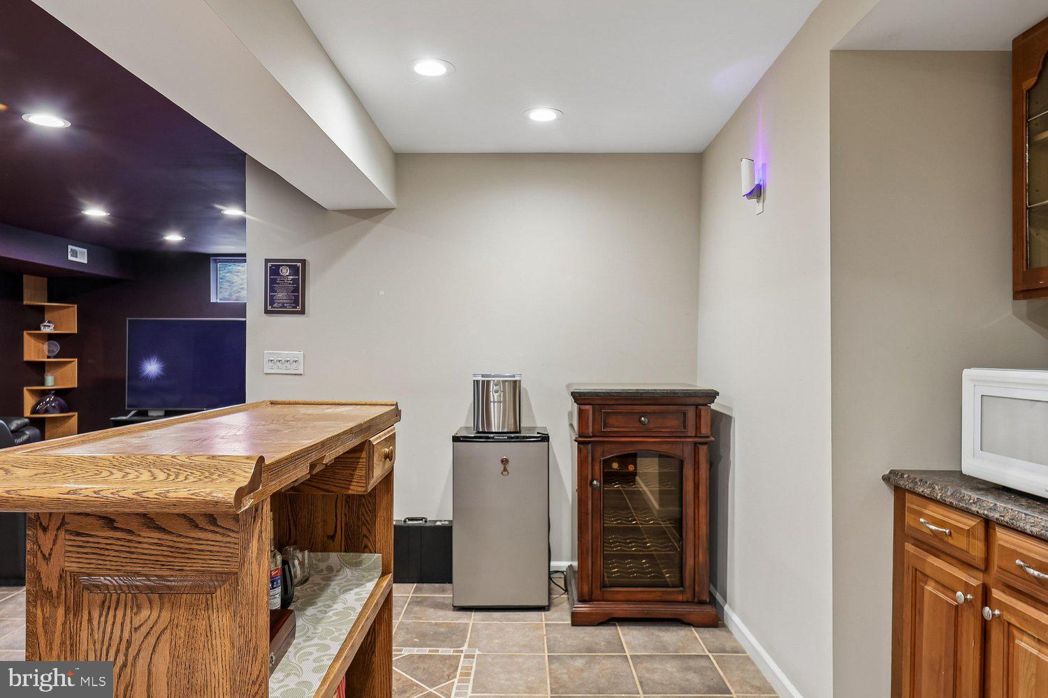 12106 QUICK FOX LANE
