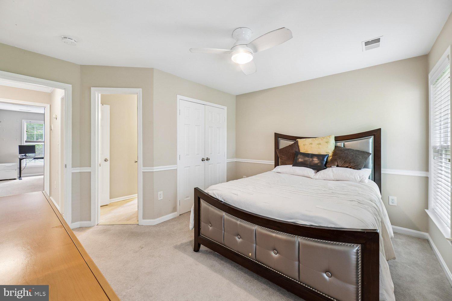 12106 QUICK FOX LANE