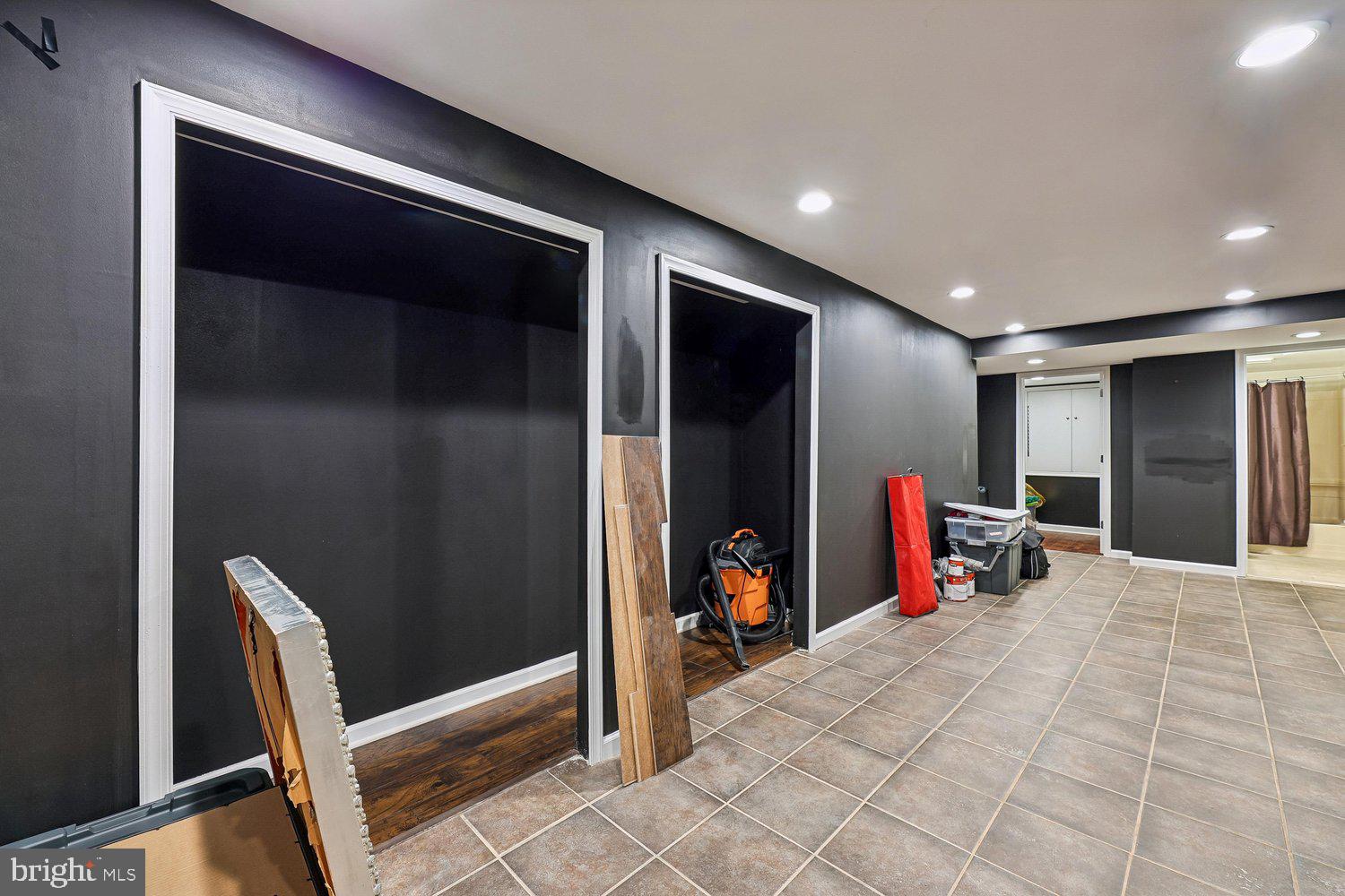 12106 QUICK FOX LANE