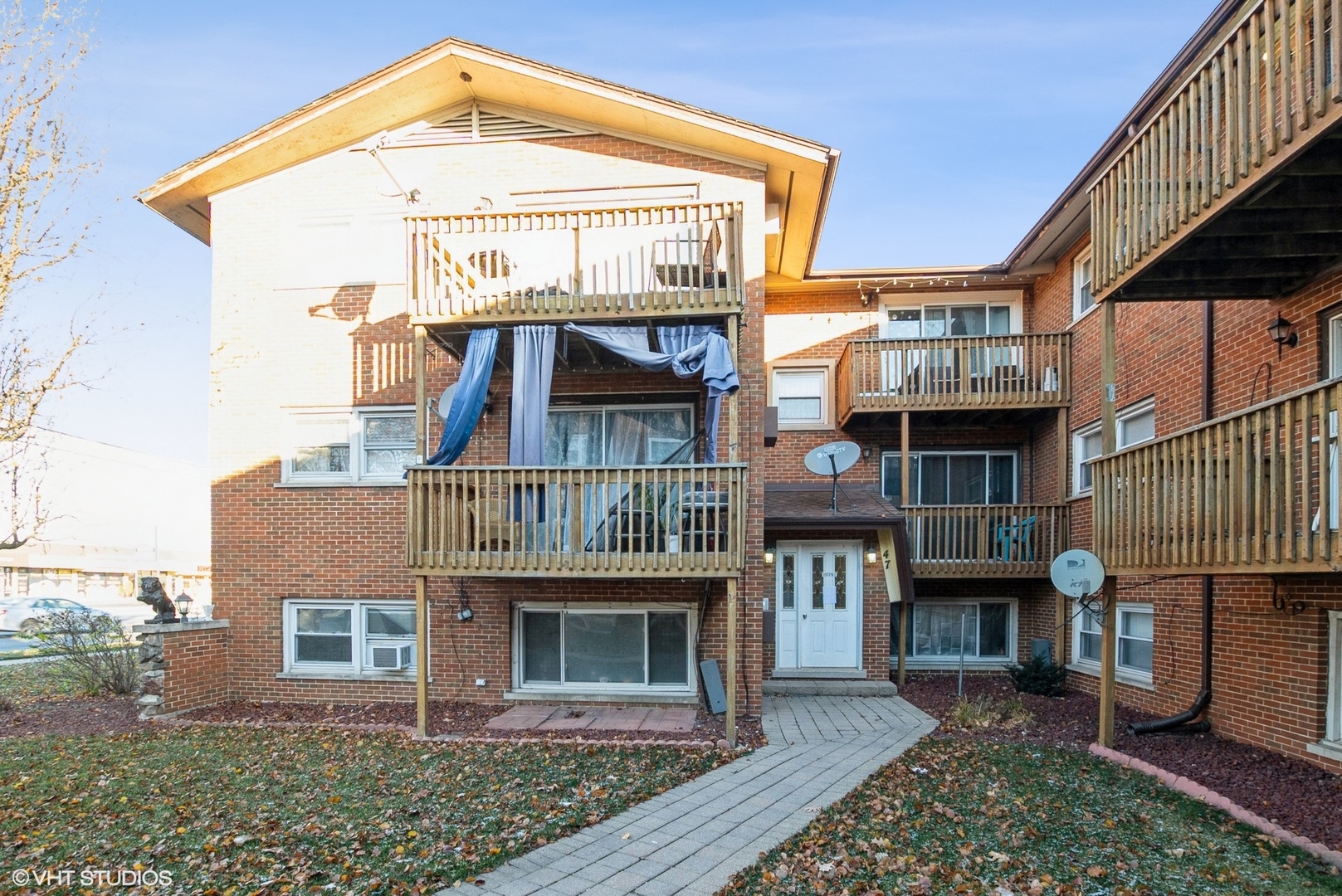 10747 S Harlem Avenue Unit: 1B