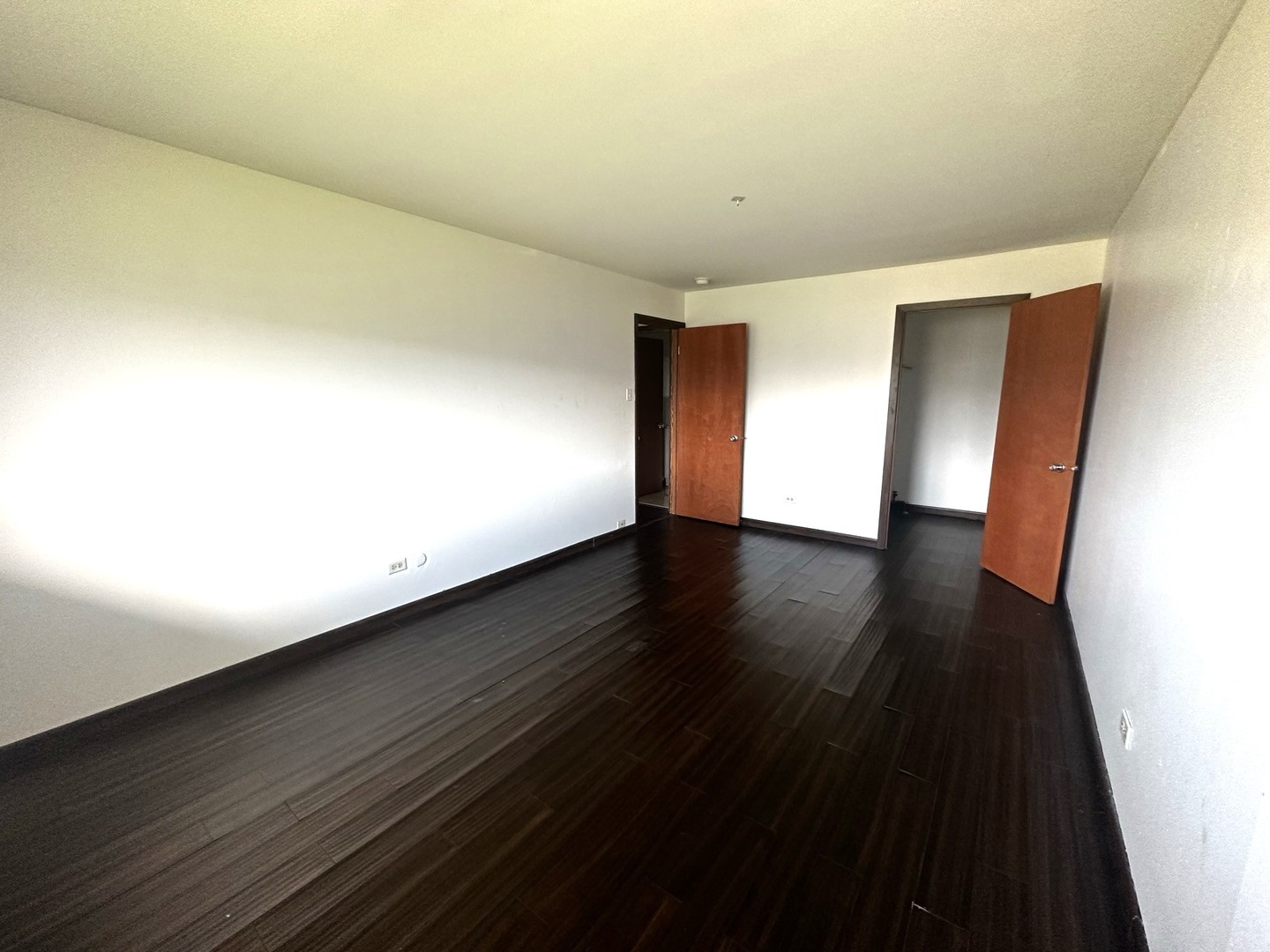 670 Marilyn Avenue Unit: 206