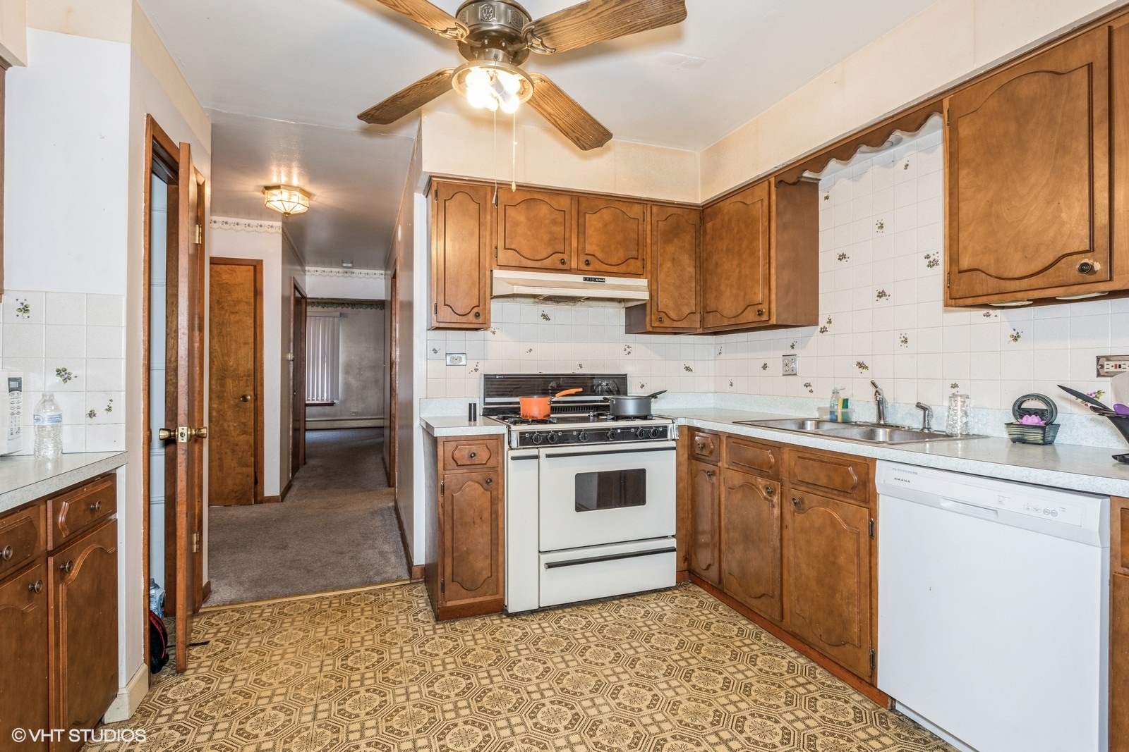 861 W Heritage Drive