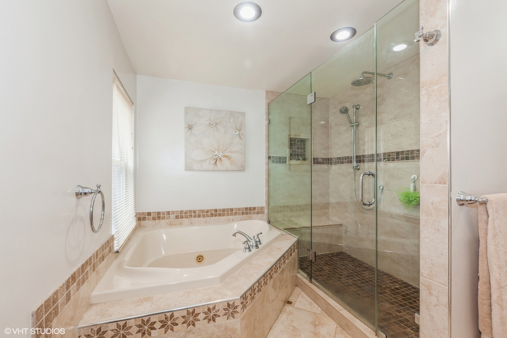 276 W Saint Charles Road