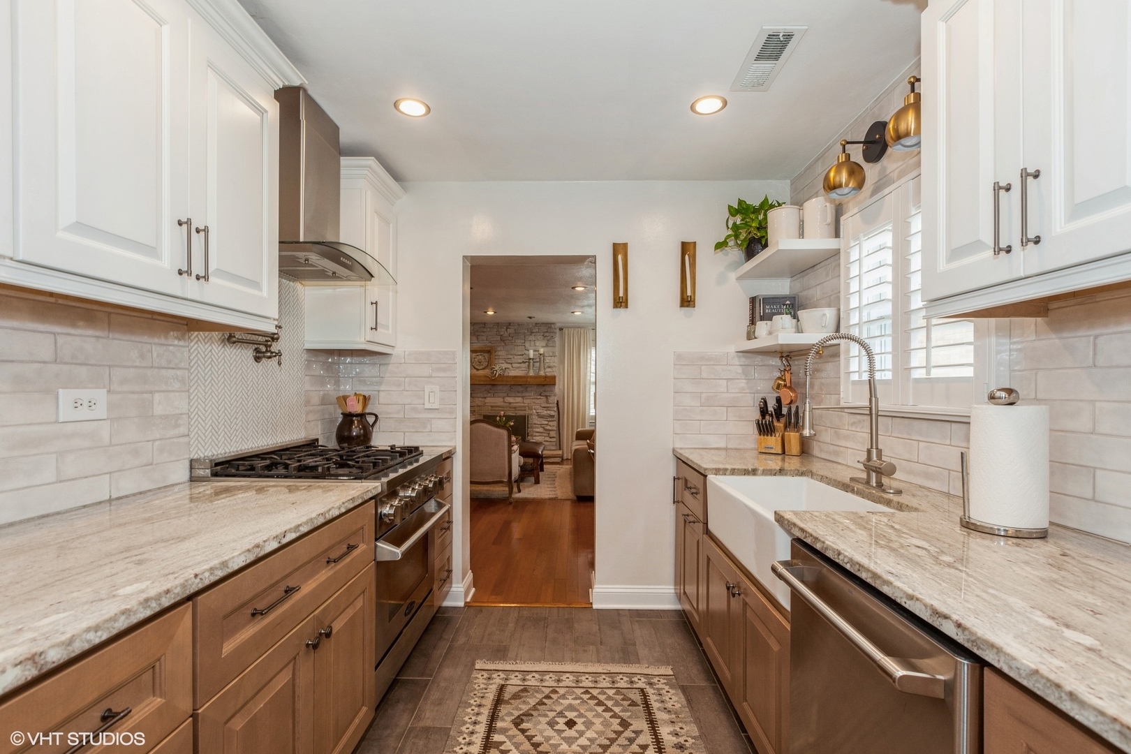 276 W Saint Charles Road