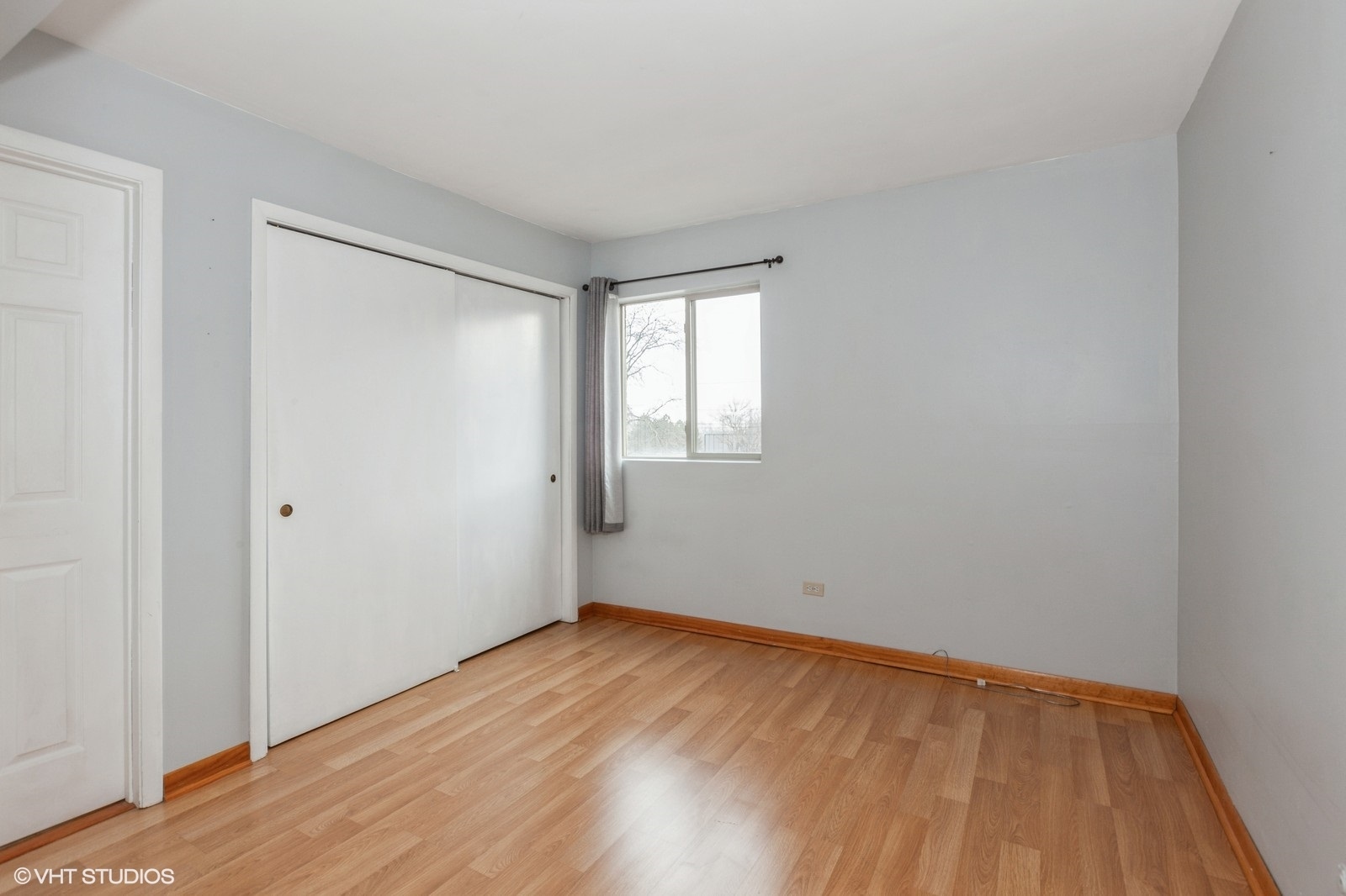 787 Wilson Avenue Unit: 17