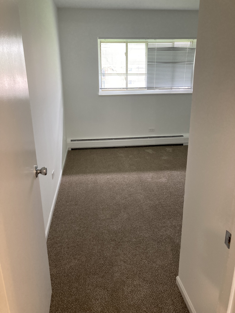 670 MARILYN Avenue Unit: 206
