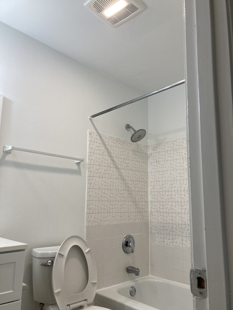 670 MARILYN Avenue Unit: 206