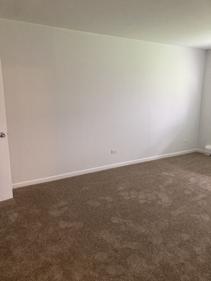 670 MARILYN Avenue Unit: 206