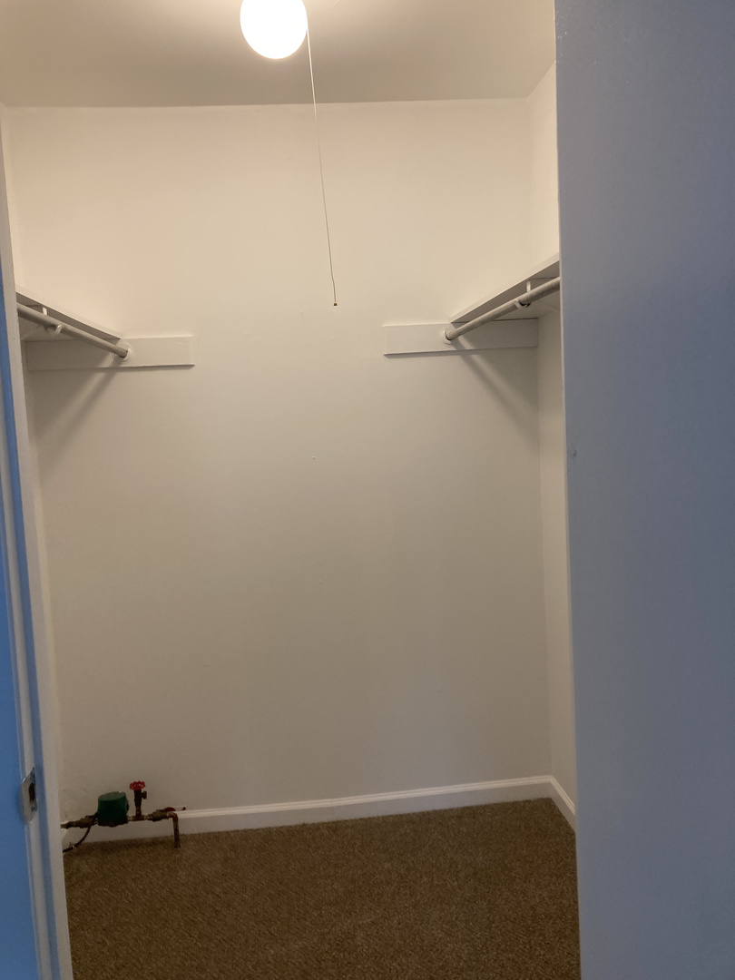 670 MARILYN Avenue Unit: 206