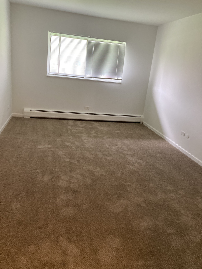 670 MARILYN Avenue Unit: 206