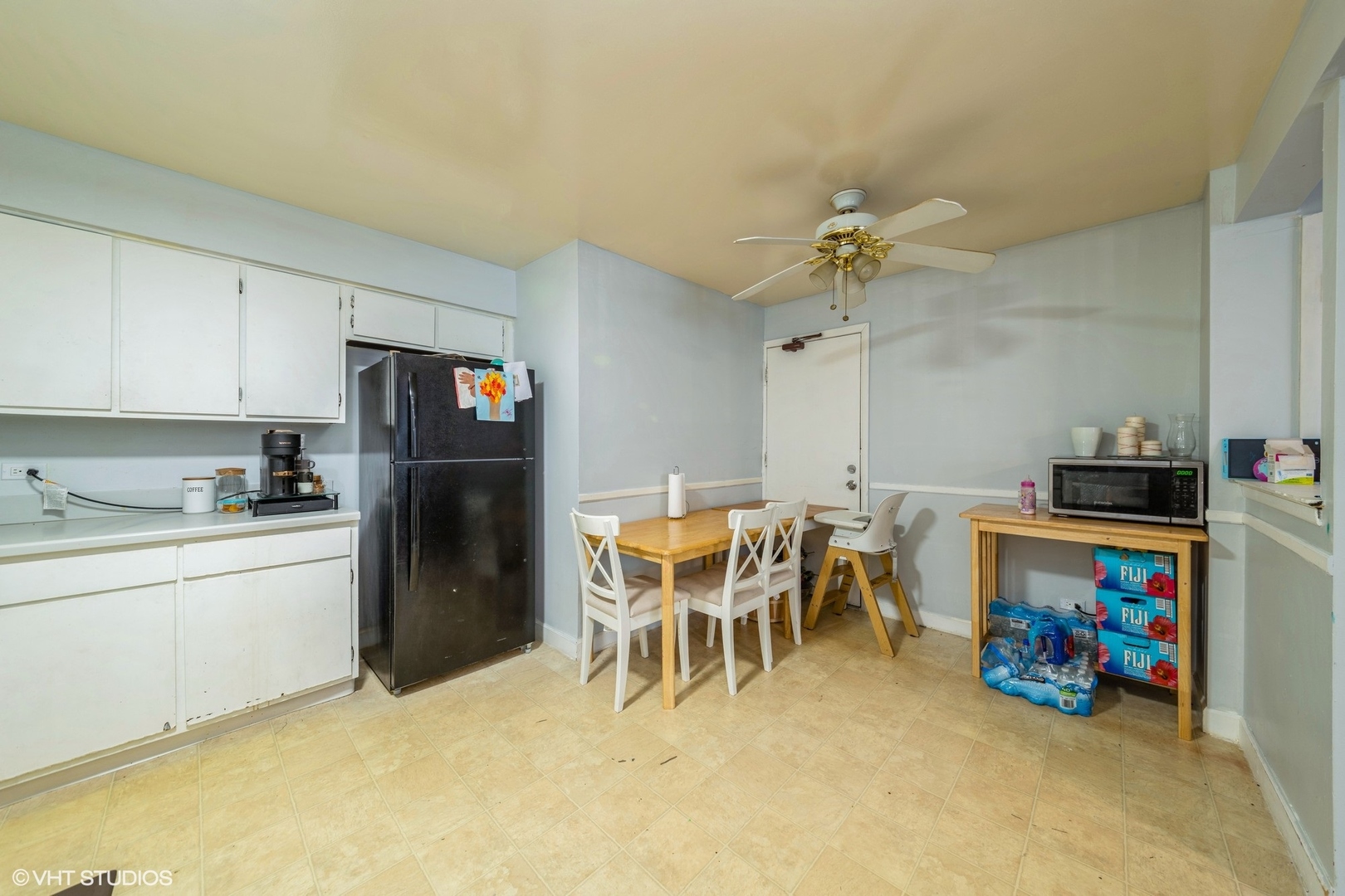 215 S Hale Street Unit: 4B