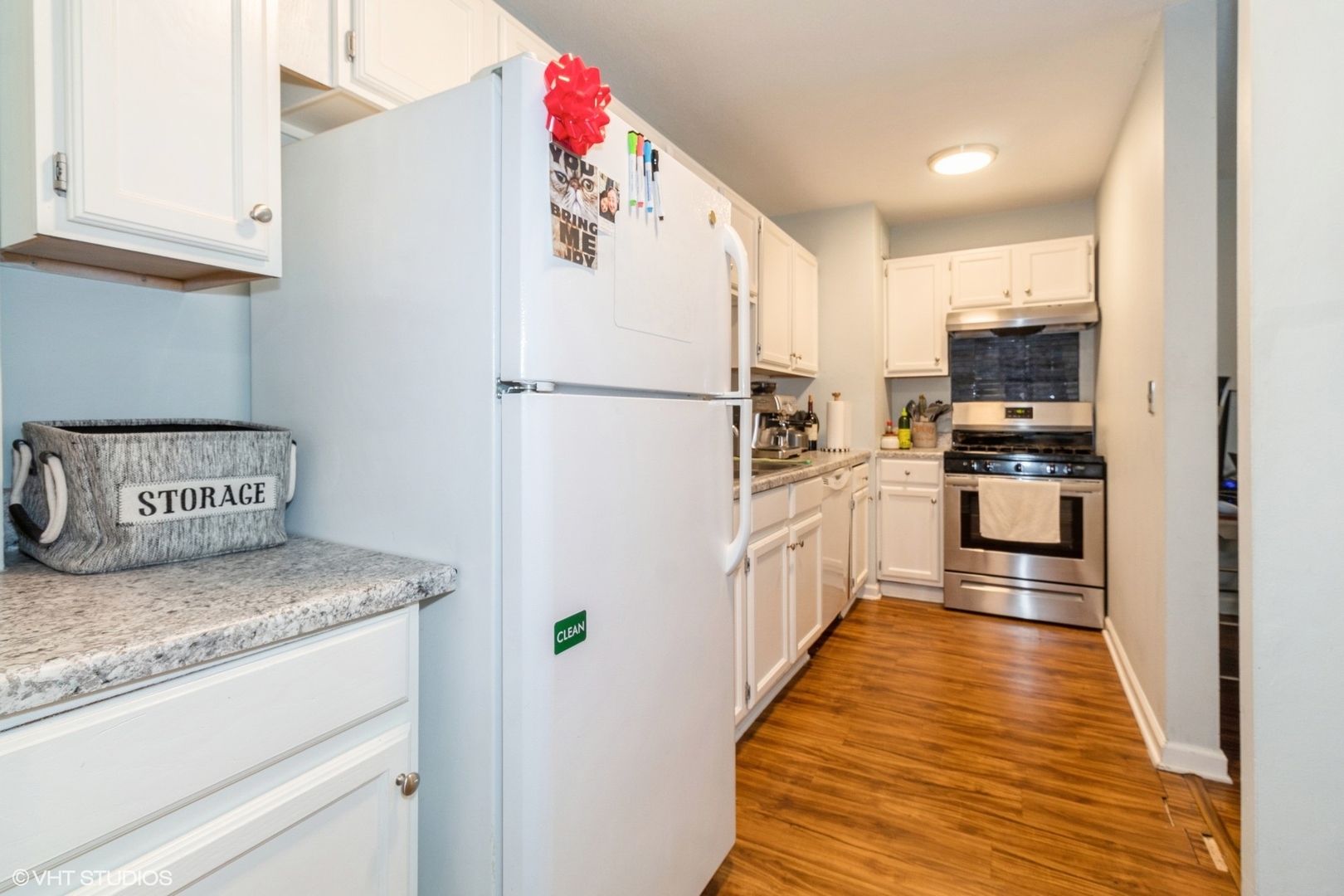 2222 S Stewart Avenue Unit: 2J
