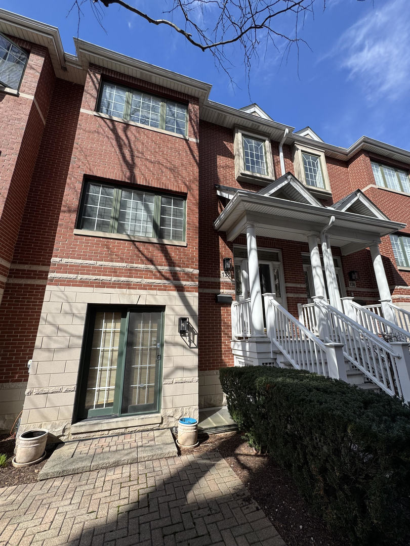 138 W 3rd Street