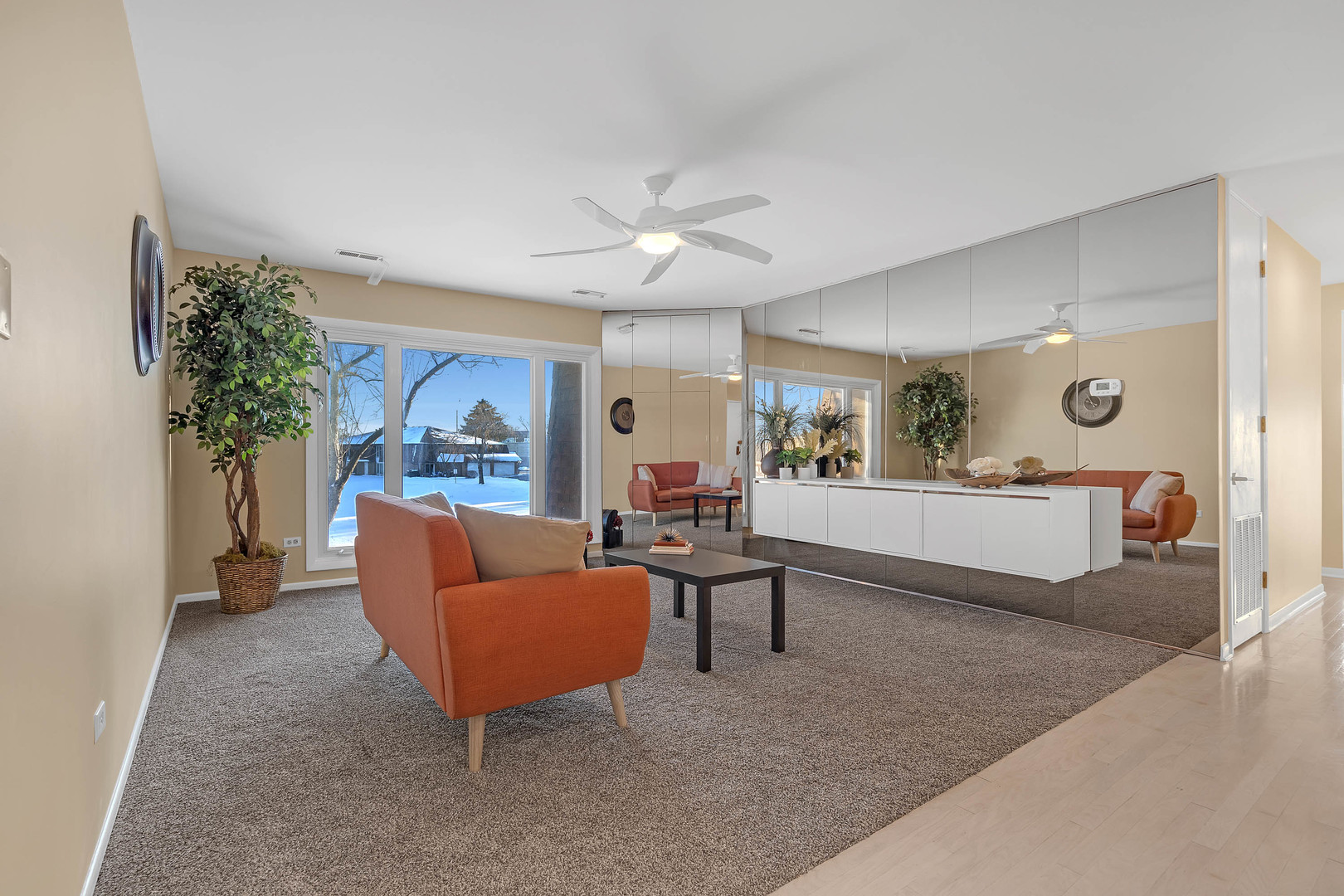 1328 S New Wilke Road Unit: 2C