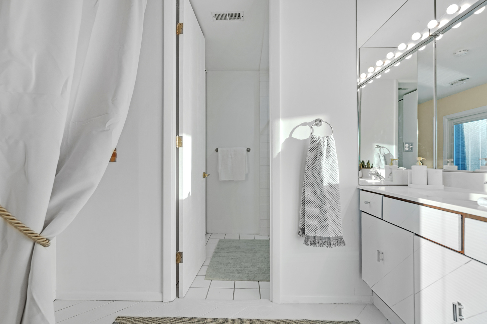 1328 S New Wilke Road Unit: 2C