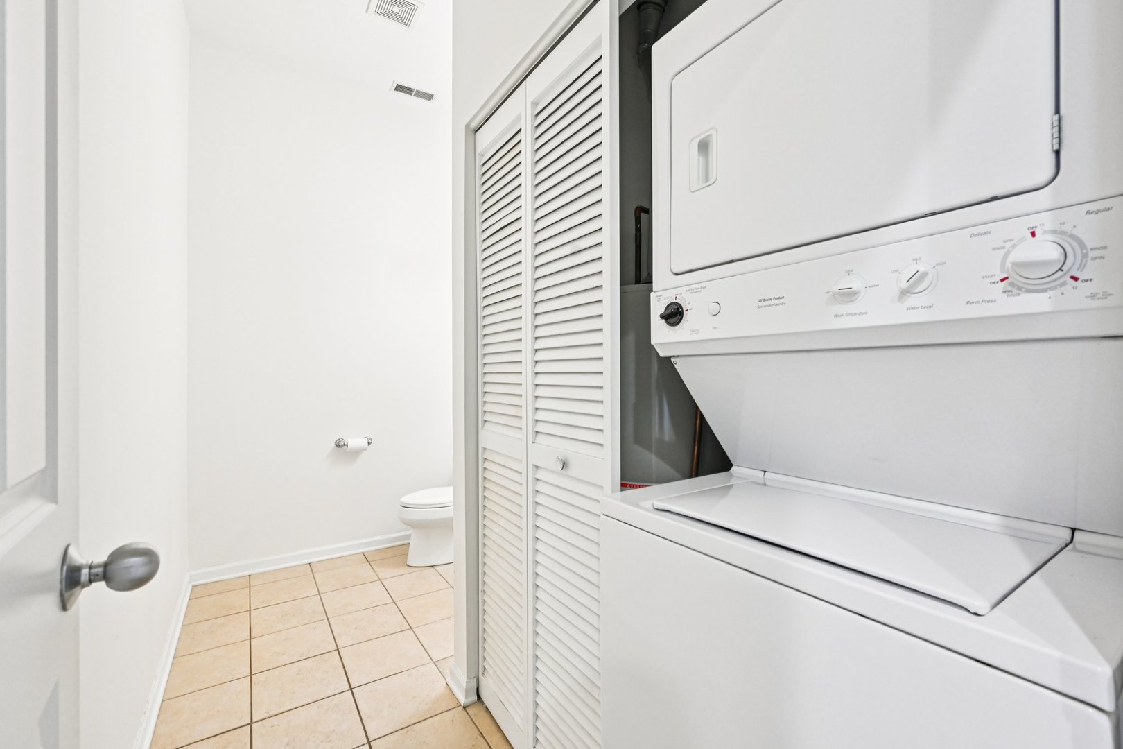 7511 Brown Avenue Unit: N