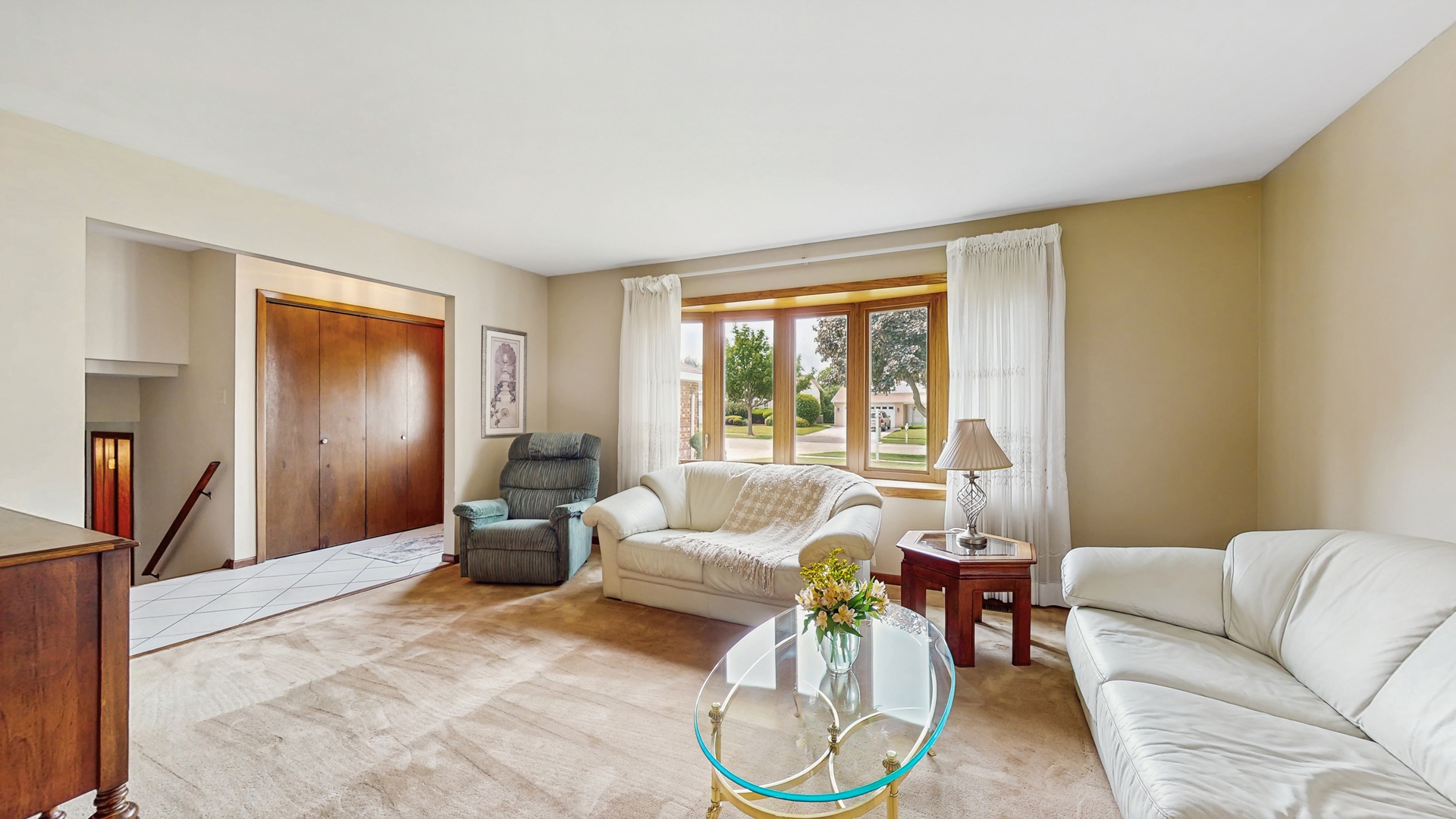 1510 W Goldengate Drive