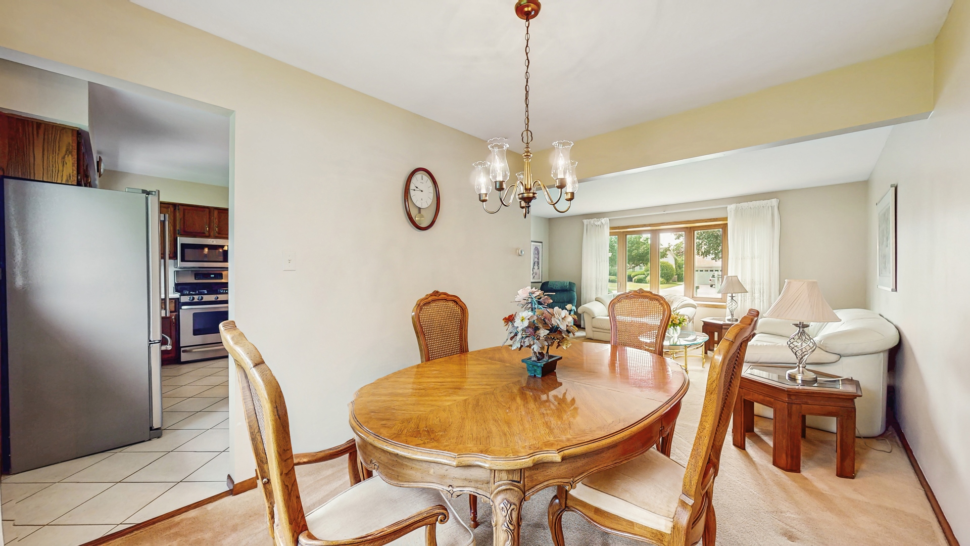 1510 W Goldengate Drive