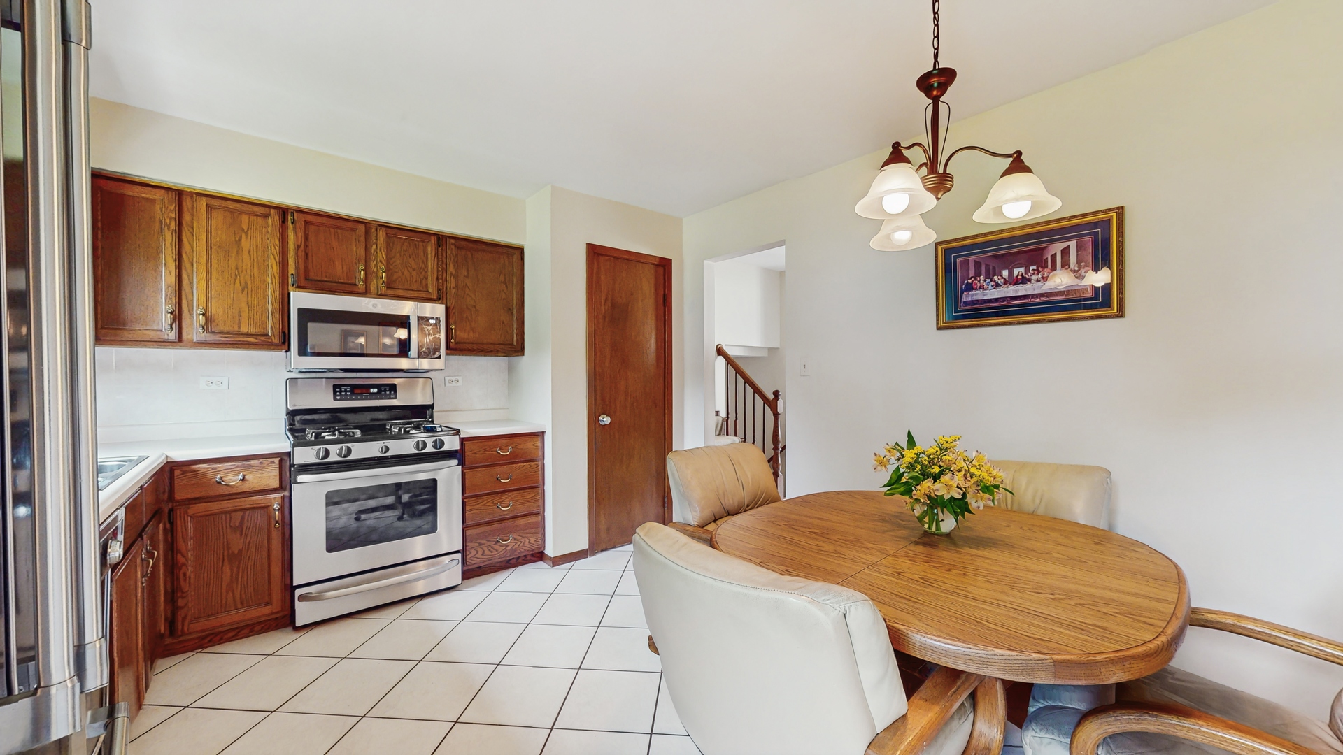 1510 W Goldengate Drive