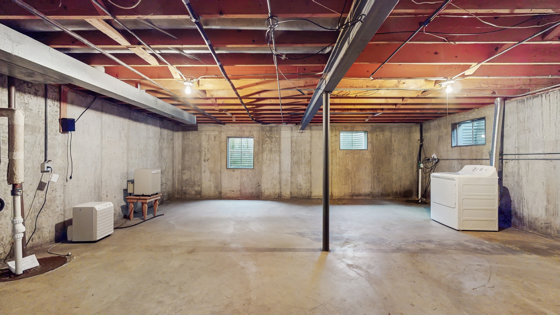 1510 W Goldengate Drive