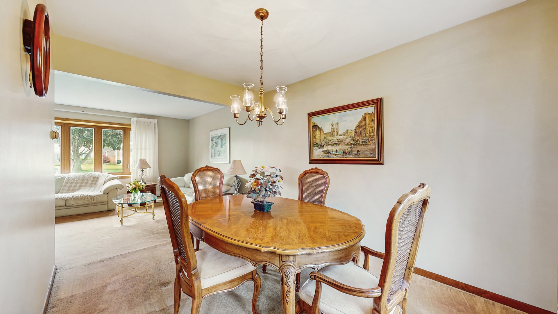 1510 W Goldengate Drive