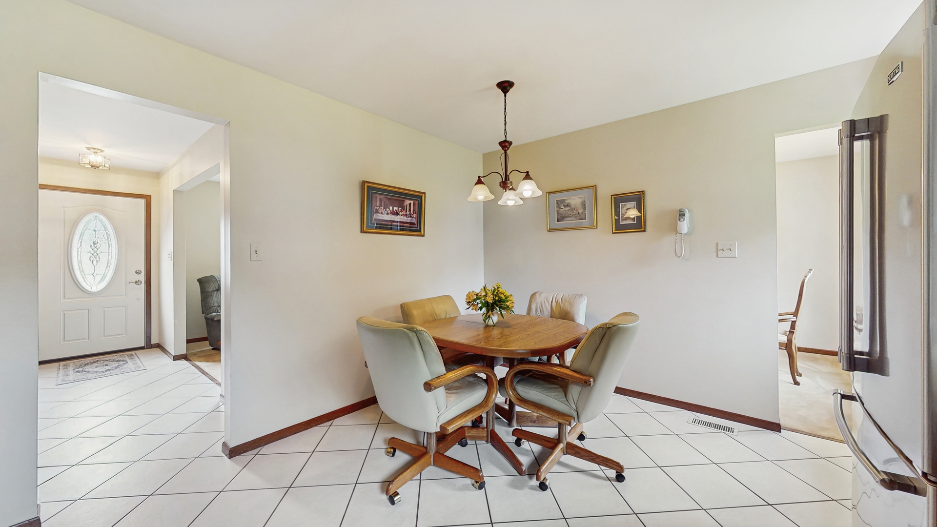 1510 W Goldengate Drive