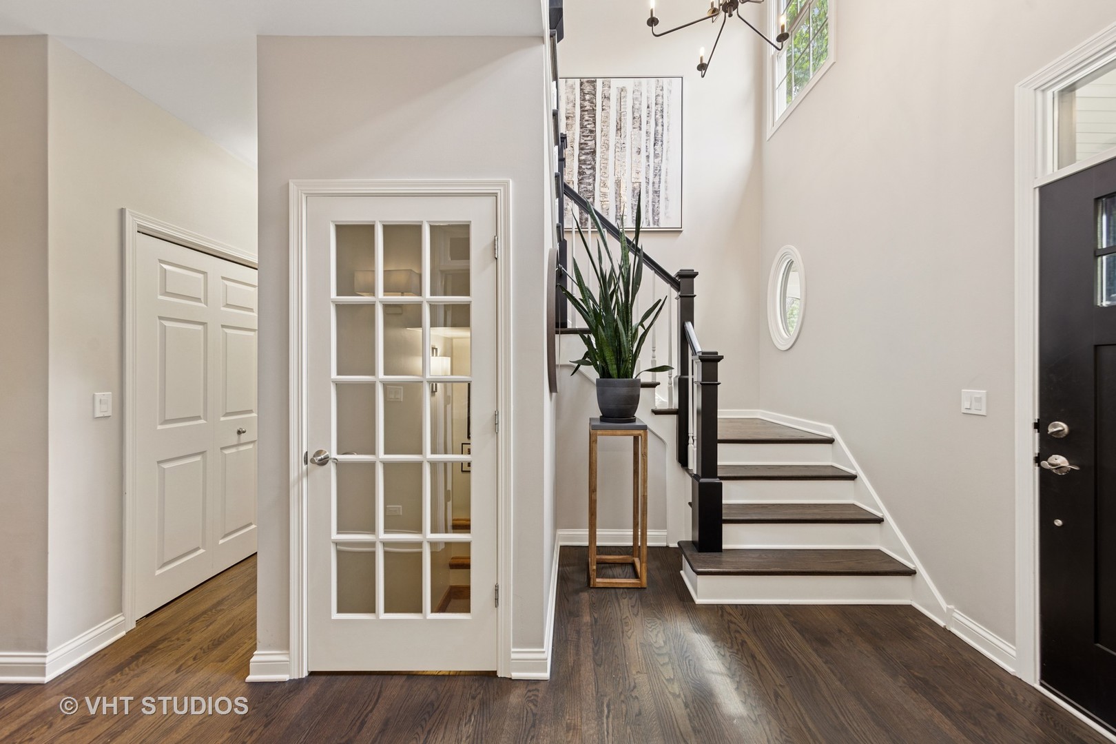 128 W Windsor Avenue