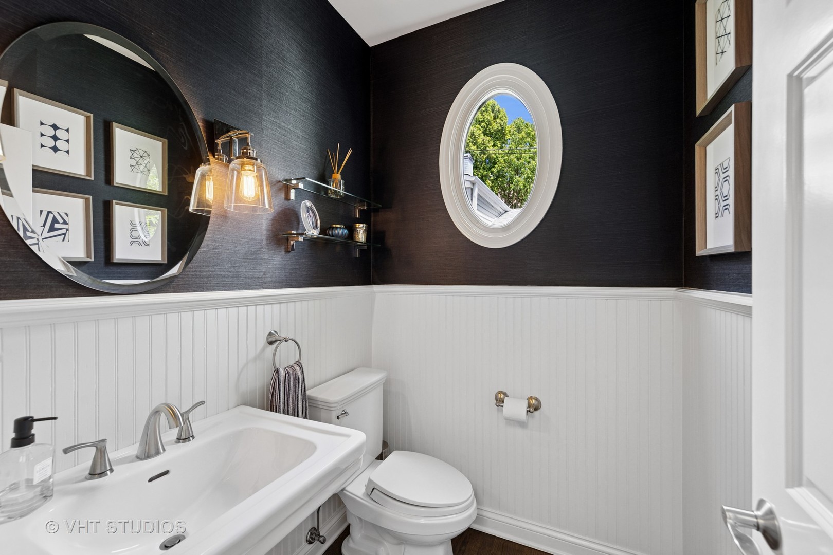 128 W Windsor Avenue