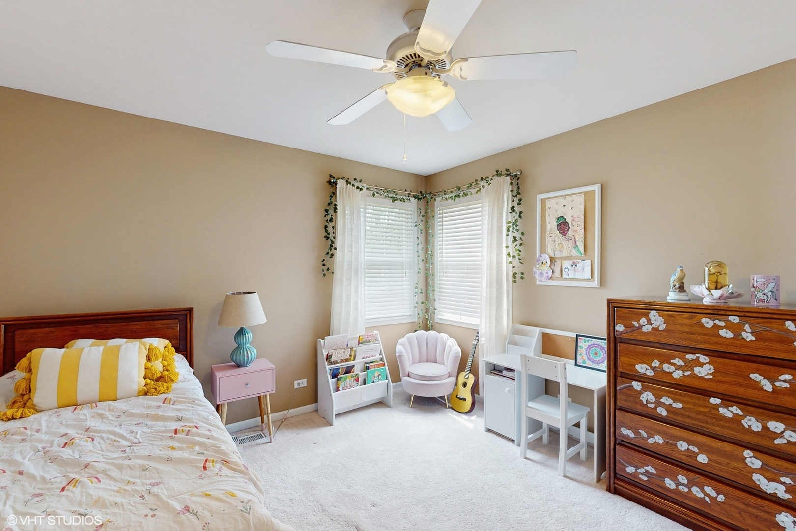 3432 Redwing Drive