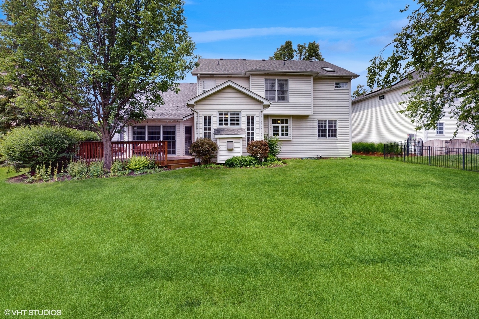 3432 Redwing Drive