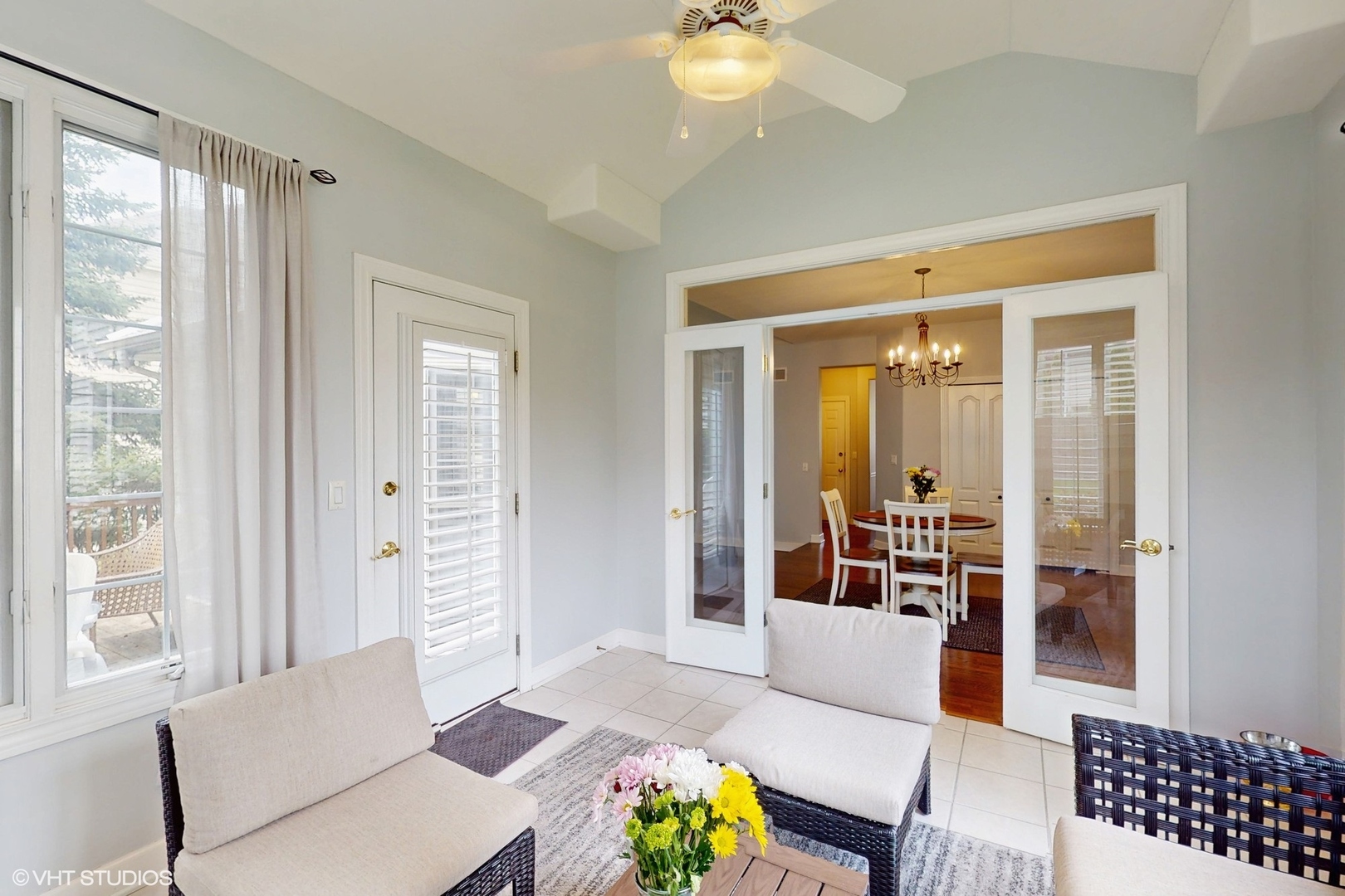 3432 Redwing Drive